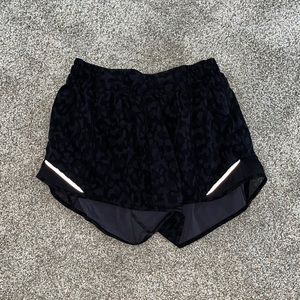 Lululemon hotty hot shorts